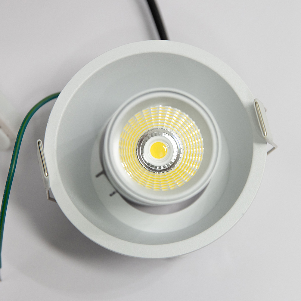 ������ COB 85mm(3��ġ) 8W �Ǹ��� �ٿ����Ʈ�ܺҹ���Ư��/����ŷ����/�ø�Ŀ����/DCŸ��