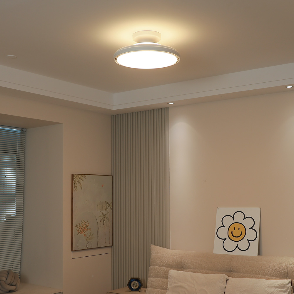 LED �۷��� õ�� �������� �Ǹ��� ��ǳ�� ��� ����